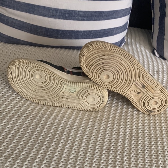 Nike shoes sneakers - Picture 3 of 4